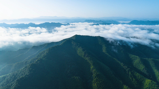 8K航拍云海延时皖南大山云海风景皖南青龙湾视频