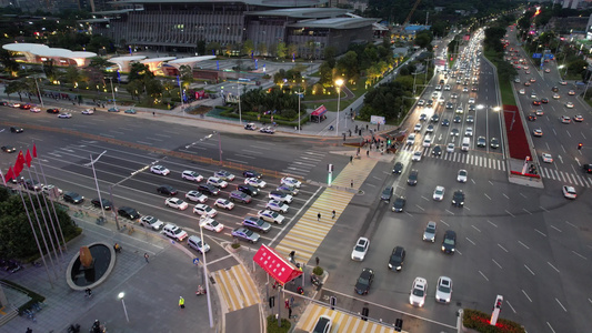 下班时段的城市道路视频