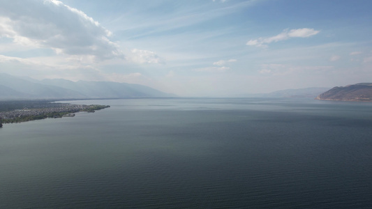 航拍云南大理洱海苍山风光视频