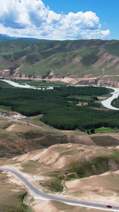 5A景区喀拉峻阔克苏景观区九曲十八弯与盘山公路航拍视频旅游目的地视频