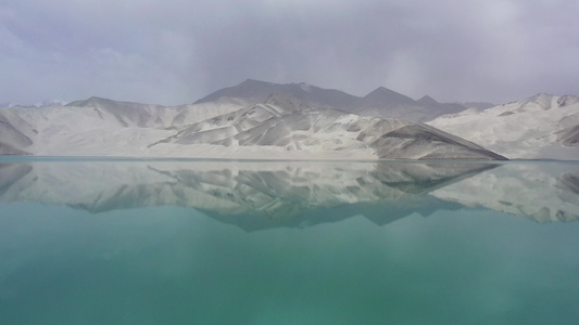 新疆白沙湖自然风光4K航拍视频