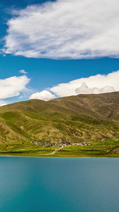 延时中国西藏羊卓雍措景区一角唯美素材视频