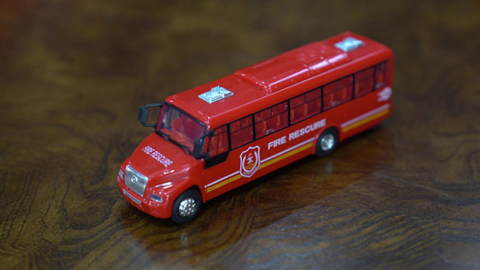 儿童玩具红色小车小汽车模型 视频