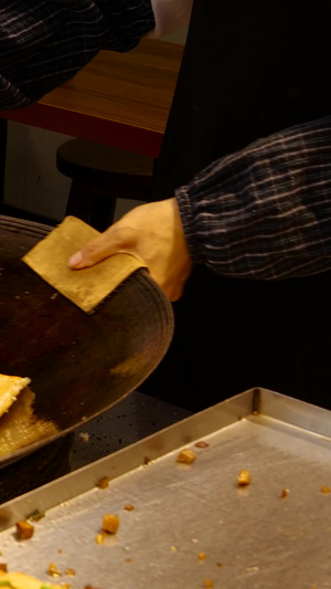 三鲜豆皮武汉特色美食早点早餐过早19秒视频