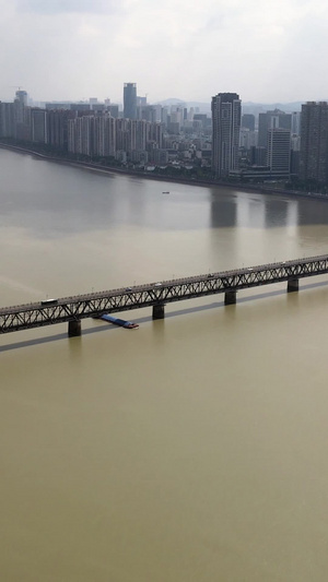 航拍杭州钱塘江大桥29秒视频
