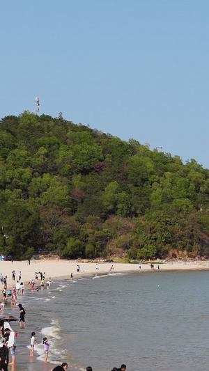 夏天沙滩海边人群疫情后25秒视频