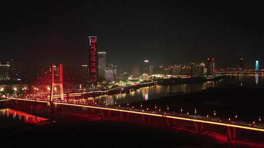 南昌赣江一江两岸和八一大桥和红谷滩夜景视频