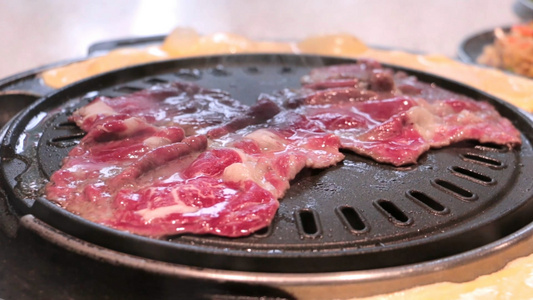 烧烤牛肉美味烧烤食物视频素材视频