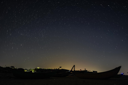 海边星空星轨延时视频