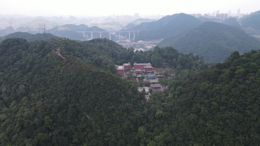 贵州贵阳黔灵山弘福寺航拍视频视频