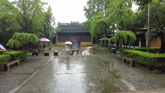 古建筑下雨素材 视频