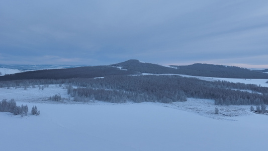 大兴安岭自然风光丘陵山地雪景暮色视频