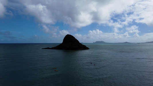 海中小岛视频