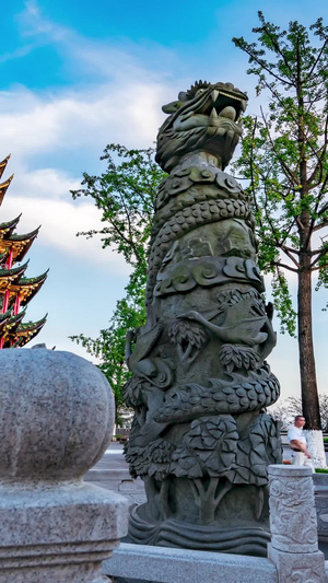 重庆鸿恩寺鸿恩阁日转夜移动延时重庆日转夜延时素材19秒视频