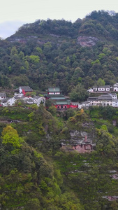 休宁齐云山月华街全景环绕航拍山顶建筑视频