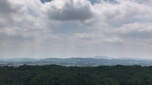 山湖景观的别墅区视频