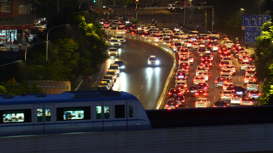 城市轨道立体交通堵车街道拥挤道路夜景4k素材视频