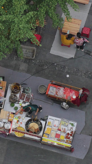 航拍城市街头美食小吃摊休闲娱乐逛街素材美食素材57秒视频