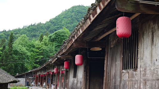 湖北恩施吊脚楼 视频