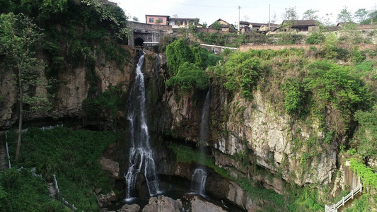 飞水岩瀑布无人机航拍视频