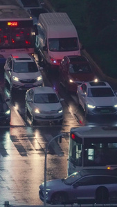 城市夜景道路交通红绿灯斑马线汽车街景素材人行道视频