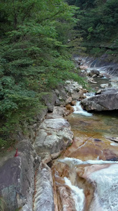 航拍5A安徽天堂寨风景区白马大峡谷涟漪潭视频休闲度假视频