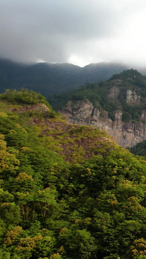 航拍5A景区雁荡山大龙湫景观区千佛岩视频旅游景区45秒视频