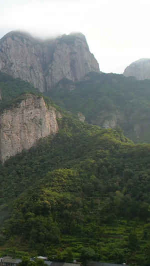 航拍5A景区雁荡山大龙湫景观区千佛岩视频旅游度假45秒视频