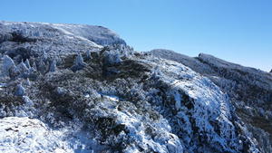 云南轿子雪山景区冬季雪景航拍15秒视频