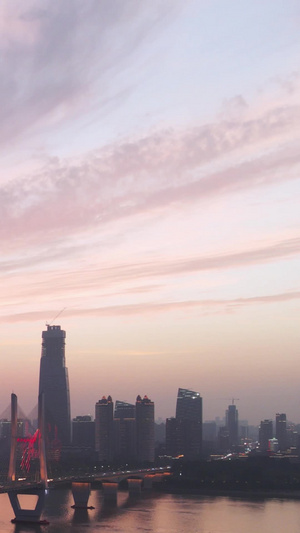 延时摄影日转夜航拍风光城市夕阳晚霞天空夜景灯光秀城市灯光素材城市风光12秒视频