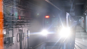 4K行驶中的地铁52秒视频