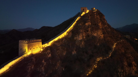 夜游长城夜景长城夜间的长城晚上的长城视频