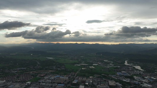 安吉夕阳 城市夕阳航拍 傍晚安吉航拍 视频