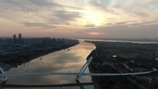 航拍江苏南京长江日落晚霞夕阳西下视频