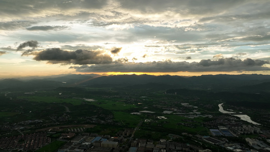 安吉城市夕阳航拍视频