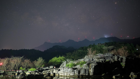 重庆万盛石林星空银河视频