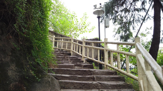 衡阳回雁峰景区登山步道视频