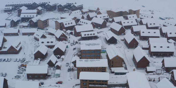 航拍冬季村庄近景 视频