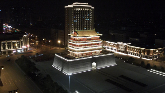 太原五一广场首义门雄伟夜景视频