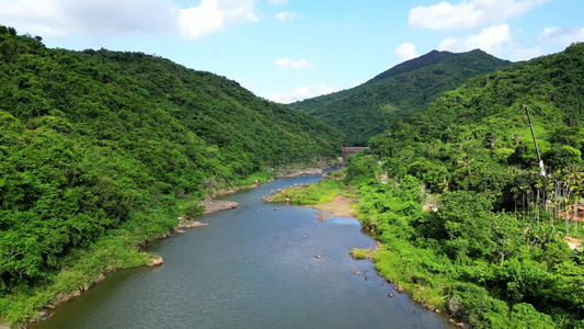 海南三亚育才片区山脉航拍风光绿水青山视频