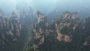 航拍湖南5A级旅游景区张家界自然风光连绵山峰4k素材62秒视频