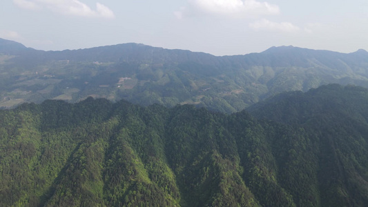 航拍大自然风光高山森林视频