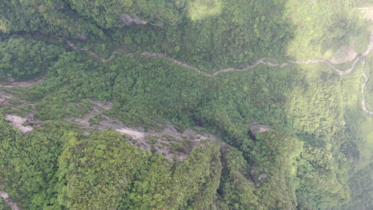 航拍大自然风光高山森林视频