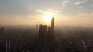 航拍城市日出高楼剪影22秒视频