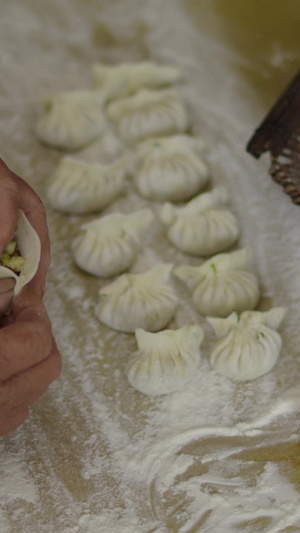 实拍农村过年包饺子视频素材饺子皮14秒视频