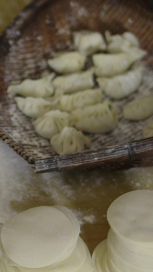 实拍农村过年包饺子视频素材饺子皮14秒视频