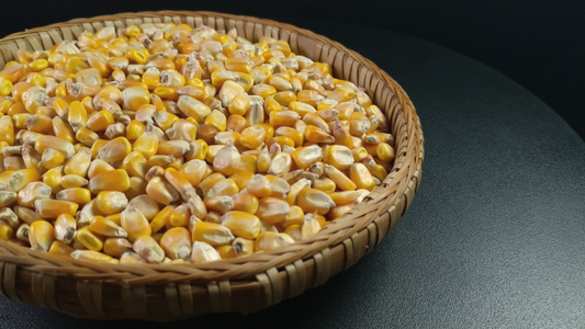 干包谷玉米颗粒4K实拍视频视频