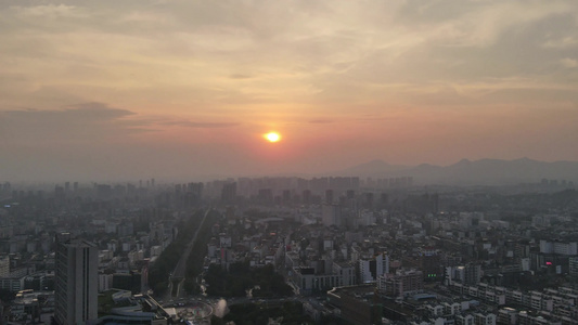 航拍城市日落晚霞夕阳下视频