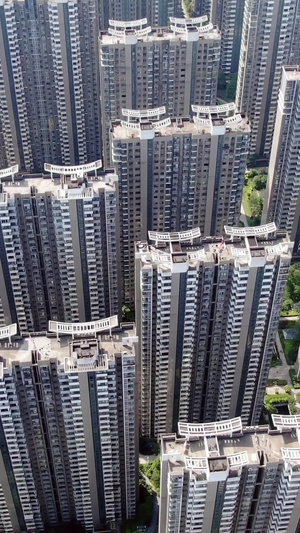 航拍高楼住宅小区群建筑房地产24秒视频