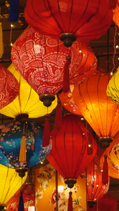 城市生活中秋节喜庆灯笼节日气氛素材灯笼素材视频